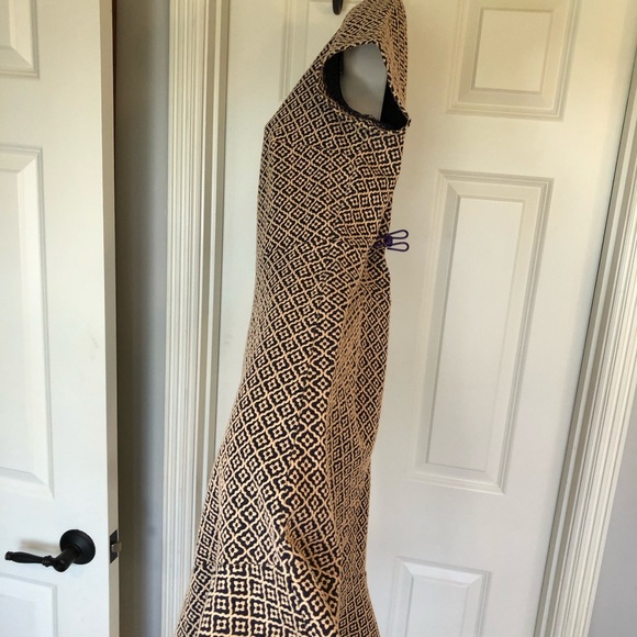 Ann Taylor Loft navy/tan fit and flair drop waist short sleeve dress size 6 - Picture 5 of 14